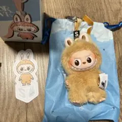 THE MONSTER PIN FOR LOVE 新作ラブブ アルファベット S