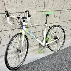 整備済】ベネトン クロスバイク 700C シマノ21段変速 Fever7.0C - メルカリ
