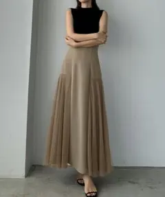 【新品】Louere ルエレ　ハイウエストチュールドッキングフレアスカート