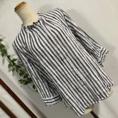 ストライプ七分袖シャツ フリル付き