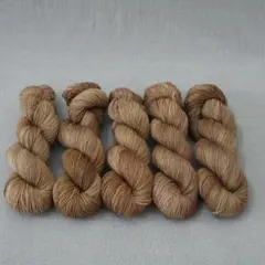 手染め毛糸〈モカ〉100g 400m fingering 中細