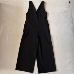 UNIQLO Vネックサロペット