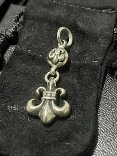 オールド刻印]1994年・CHROME HEARTS BSフレアチャーム - メルカリ