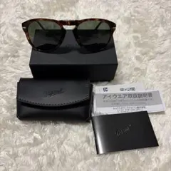 Persol ペルソール サングラス 折りたたみ 未使用 美品のサムネイル