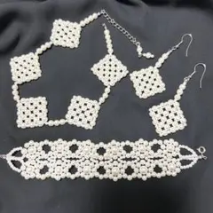 ハンドメイド　パールビーズ　チョーカー　ピアス ブレスレット 3点セット