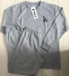 新品　 Mサイズ　MLB ドジャース 上下セット　スウェット　グレー　薄手