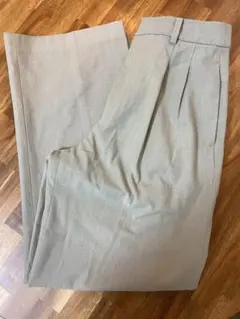 UNIQLO ツータックワイドパンツ