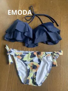 《値下げ中》水着　EMODA ビキニ　花柄のサムネイル