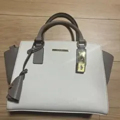 Samantha Thavasa ショルダーバック