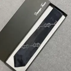 ドミニクフランス　ネクタイ　グレー　スリークラウン王冠
