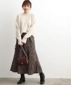 【美品】ViS ナローシルエットペイズリー柄スカート 裏地付き ウエストゴム