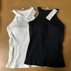 UNIQLO ホルターネックブラタンクトップ ブラック＆ホワイトセットのサムネイル