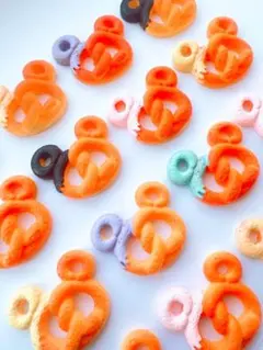 （203）デコパーツ☆プレッツェル大きめ１個４０円