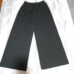 黒 ワイドパンツ