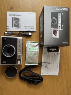 Fujifilm instax mini evo(USB-C) フィルム17枚付