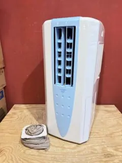 コロナ　クールサロン　スポットクーラー　CD-104i 冷風、除湿専用 コロナ クールサロン スポットクーラー CD-104i 冷風、除湿専用 - メルカリ