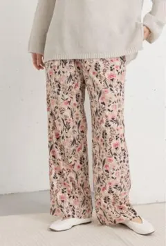 ＊新品タグ付＊DOORS イージーケア フラワープリントイージーパンツ