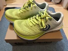 topo athleticマグニフライ4 27.5㎝ - メルカリ