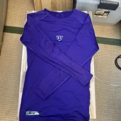 Under Armour 紫色 長袖 アンダーシャツ M 冬用