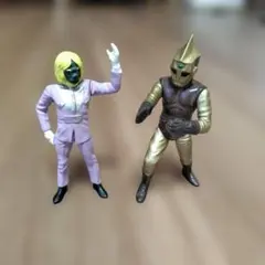 フィギュア王限定 スペクトルマン 宇宙猿人ゴリ 怪獣シリーズ 三つ首竜