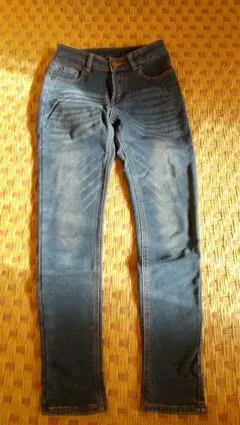 Item thumbnail for item 1d298662-3d83-4a59-9c13-85e6e19318a2