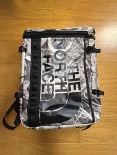 ノースフェイス　ヒューズボックス　エックスレイプリント　希少　入手困難　完売品