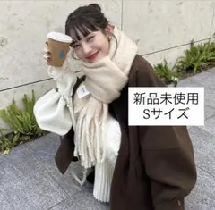 新品タグ付き　hinari ウェーブデザインミドルコート　匿名配送　即日発送 新品タグ付き hinari ウェーブデザインミドルコート 匿名配送 即日発送