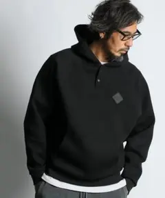 【定価17600円】2025AW ダンボールニット ヘンリーネックパーカー 美品