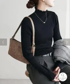 美品【DISCOAT】万能インナー/WEB限定 ハイネックメローリブニット