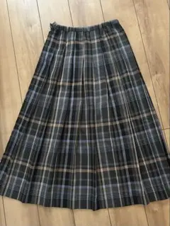 チェック柄ロングプリーツスカート