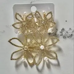 ゴールド　ピアス　エリザベスバウアー風