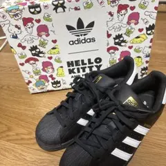 adidas ハローキティ スーパースター スニーカー