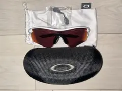 OAKLEY スノーゴーグル ホワイト 収納袋・ケース付 - メルカリ