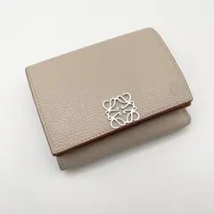 極美品✨LOEWE ロエベ 三つ折り財布 アナグラム トライフォールド ベージュのサムネイル