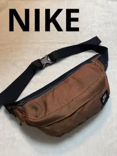 NIKE ボディバッグ　ウエストバッグ