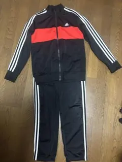 adidas ジャージセット　160