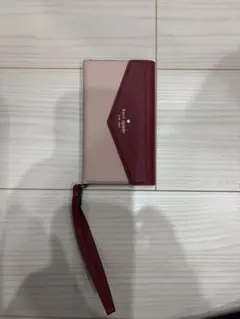 kate spade 手帳型iPhoneケース ピンク/ワインレッド
