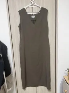 Diosfront ノースリーブVネックロングワンピース