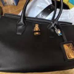 【引き渡しのみ】ブラックハンドバッグ シンプルデザイン