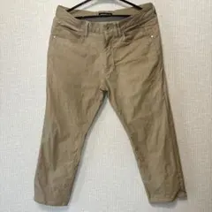 【最終価格】チノパン 7分丈 膝下 ベージュ スキニー セマンティックデザインのサムネイル