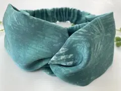 着物ヘアクロスターバン　縮緬緑青色に羊歯柄　普通サイズ