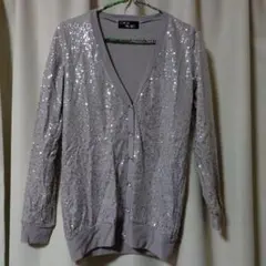 CECIL McBEE シルバー スパンコール カーディガンのサムネイル