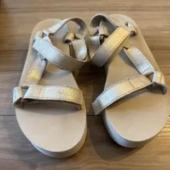 Teva テバ 厚底 サンダル フラットフォーム ユニバーサル レザー 25cmのサムネイル