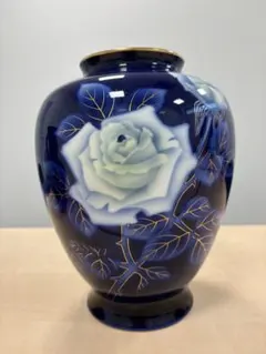 深川製磁 花瓶 ルリ牡丹 F型9号 花生 - メルカリ