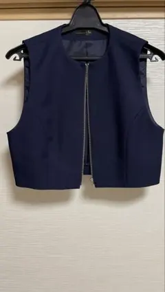 極美品‼️ヤマダヤ【Agaネイビー /ノースリーブ ベスト ジッパー付き】
