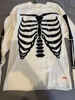 ぼ*の様 【即完品】花柄 Supreme x Hanes Bones サーマルC - メルカリ