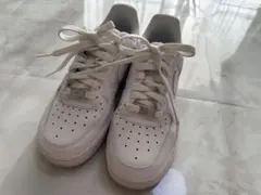 週末セールNike Air Force 1 '07ホワイト スニーカー 22cmのサムネイル
