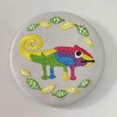 レオ・レオーニ　刺繍 缶バッジ フレデリック