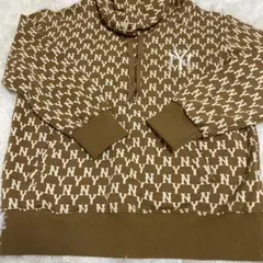 【美品】MLB /NYニューヨークヤンキース/フード付きパーカー