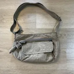 ✨ゴリラが珍しい！Kipling ショルダーバッグ✨ - メルカリ